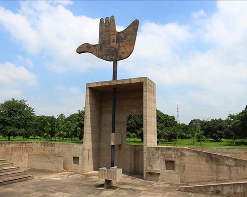 THE OPEN HAND Le Corbusier’s Chandigarh Le Corbusier: The 'Open hand' as an expression of freedom